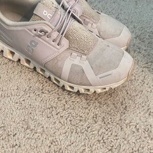 On Running Women's Athletic Shoes